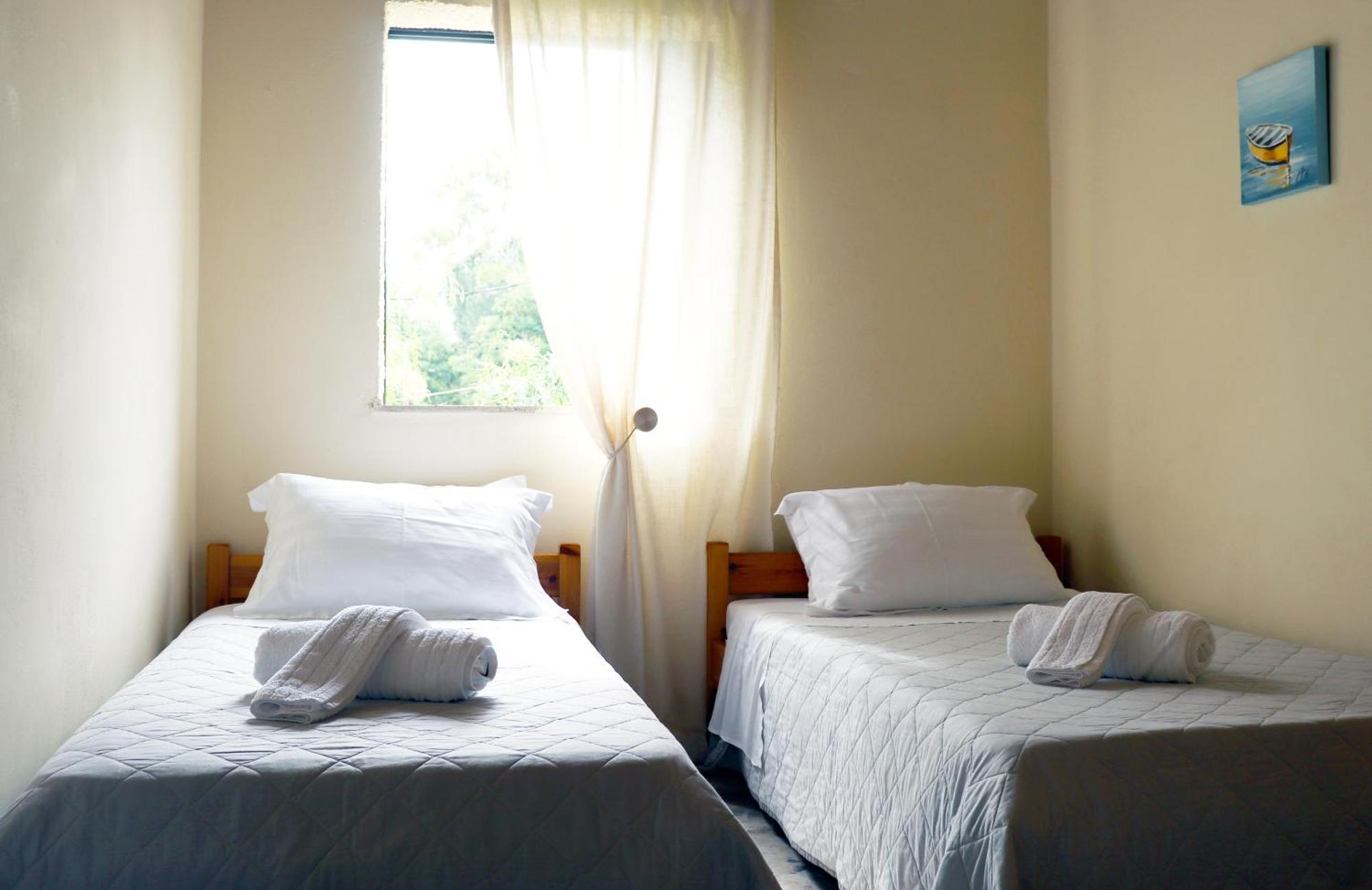 Skourtis Apartments Елеонас Стая снимка