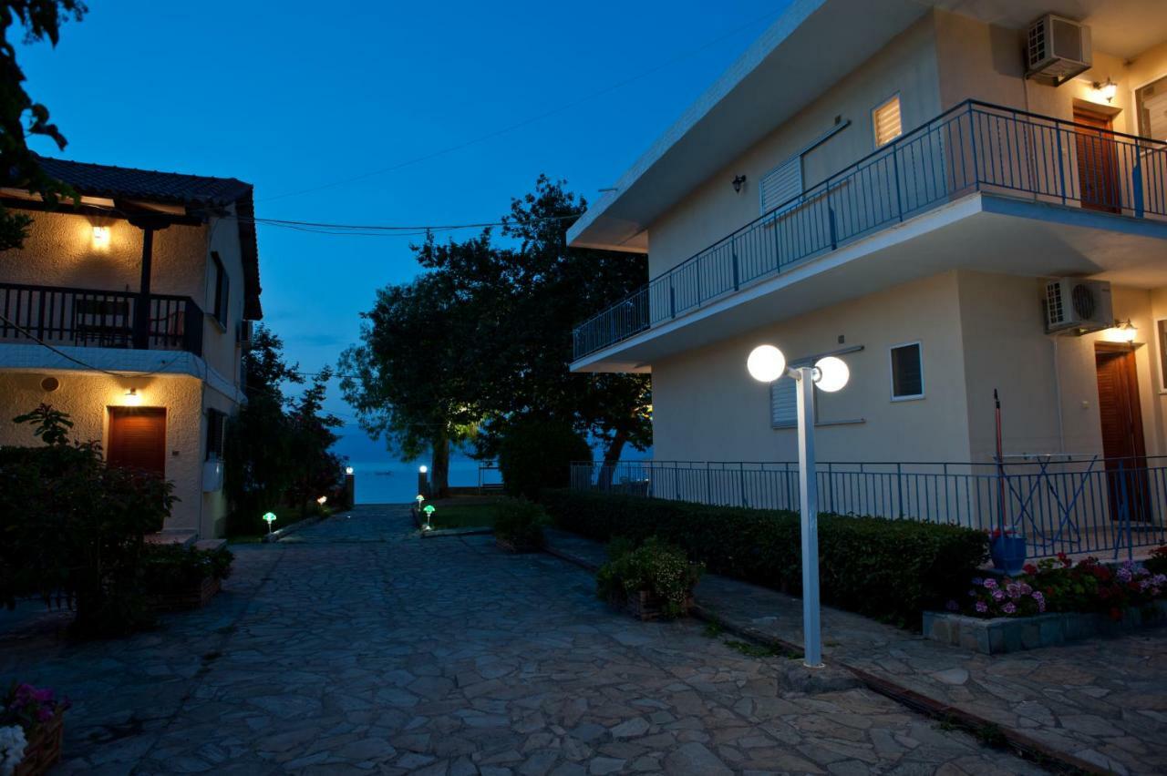 Skourtis Apartments Елеонас Екстериор снимка